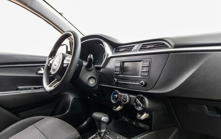 KIA Rio IV, 2021 год, 1 638 000 рублей, 26 фотография
