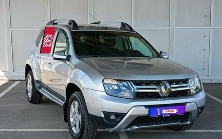 Renault Duster I рестайлинг, 2017 год, 1 350 000 рублей, 3 фотография