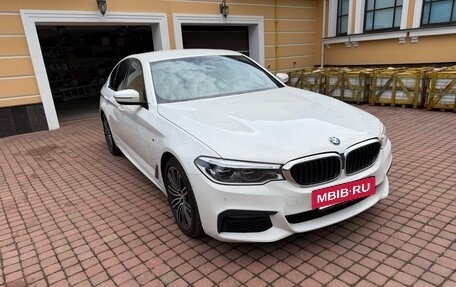 BMW 5 серия, 2018 год, 3 800 000 рублей, 2 фотография