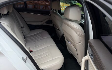 BMW 5 серия, 2018 год, 3 800 000 рублей, 7 фотография