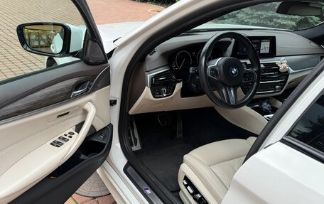 BMW 5 серия, 2018 год, 3 800 000 рублей, 4 фотография