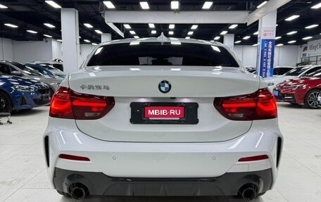 BMW 1 серия, 2021 год, 1 350 000 рублей, 4 фотография