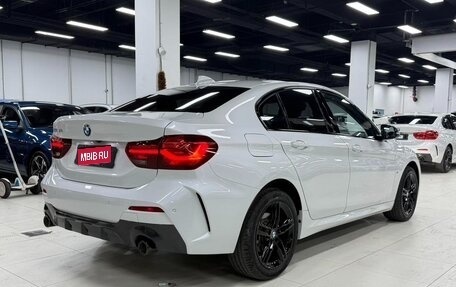 BMW 1 серия, 2021 год, 1 350 000 рублей, 3 фотография