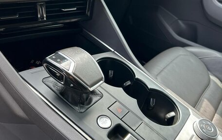Volkswagen Touareg III, 2018 год, 5 500 000 рублей, 6 фотография