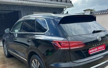 Volkswagen Touareg III, 2018 год, 5 500 000 рублей, 4 фотография