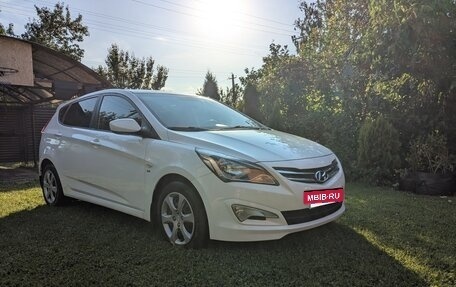 Hyundai Solaris II рестайлинг, 2014 год, 890 000 рублей, 2 фотография