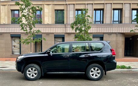 Toyota Land Cruiser Prado 150 рестайлинг 2, 2018 год, 4 950 000 рублей, 2 фотография