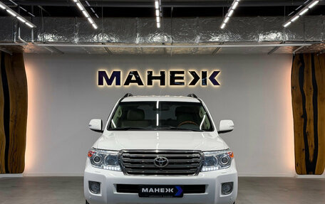 Toyota Land Cruiser 200, 2013 год, 3 650 000 рублей, 2 фотография