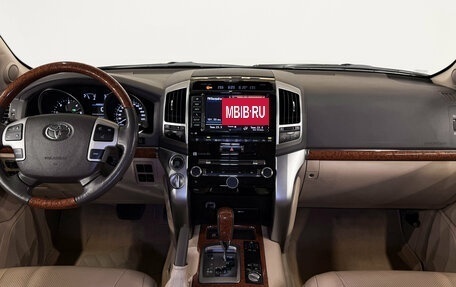 Toyota Land Cruiser 200, 2013 год, 3 650 000 рублей, 12 фотография