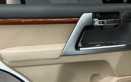 Toyota Land Cruiser 200, 2013 год, 3 650 000 рублей, 19 фотография