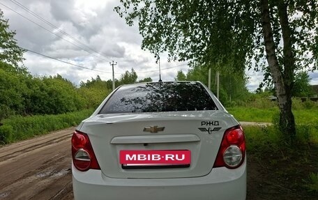 Chevrolet Aveo III, 2013 год, 700 000 рублей, 3 фотография