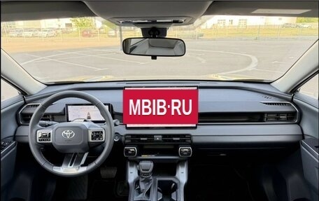 Toyota RAV4, 2026 год, 4 100 000 рублей, 29 фотография