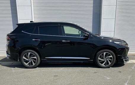 Toyota Harrier, 2019 год, 2 160 000 рублей, 7 фотография