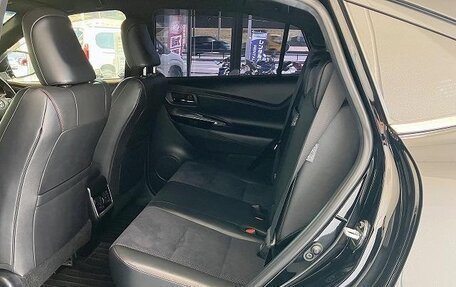 Toyota Harrier, 2019 год, 2 160 000 рублей, 21 фотография
