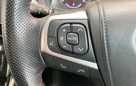 Toyota Harrier, 2019 год, 2 160 000 рублей, 18 фотография