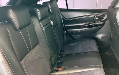 Toyota Harrier, 2019 год, 2 160 000 рублей, 28 фотография