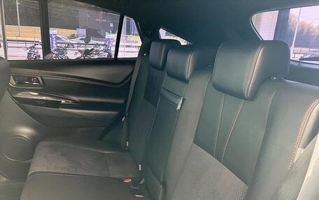 Toyota Harrier, 2019 год, 2 160 000 рублей, 34 фотография
