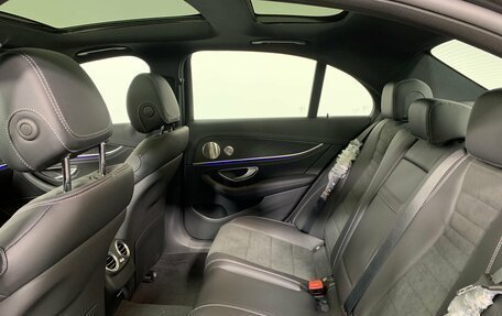 Mercedes-Benz E-Класс, 2025 год, 8 250 000 рублей, 13 фотография