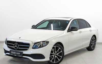 Mercedes-Benz E-Класс, 2020 год, 3 450 000 рублей, 1 фотография