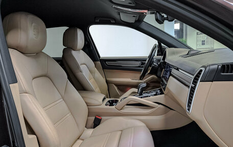 Porsche Cayenne III, 2018 год, 5 950 000 рублей, 25 фотография