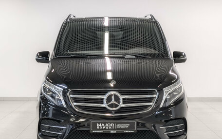 Mercedes-Benz V-Класс, 2019 год, 5 950 000 рублей, 2 фотография