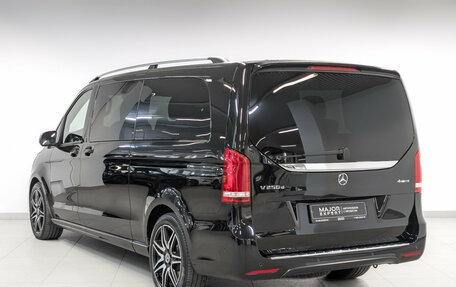 Mercedes-Benz V-Класс, 2019 год, 5 950 000 рублей, 7 фотография