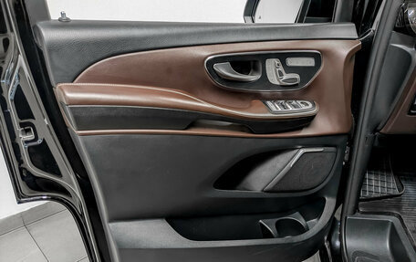 Mercedes-Benz V-Класс, 2019 год, 5 950 000 рублей, 20 фотография