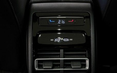 Volkswagen Tiguan, 2026 год, 4 600 000 рублей, 34 фотография