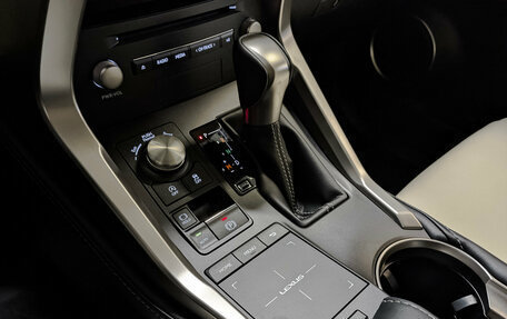 Lexus NX I, 2021 год, 4 450 000 рублей, 28 фотография