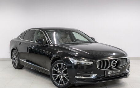Volvo S90 II рестайлинг, 2020 год, 3 200 000 рублей, 3 фотография