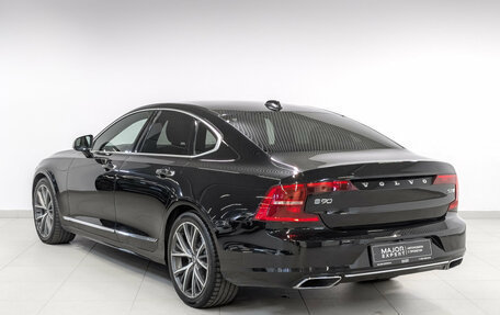 Volvo S90 II рестайлинг, 2020 год, 3 200 000 рублей, 7 фотография