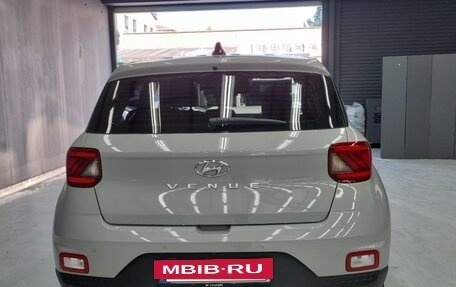 Hyundai Venue I, 2023 год, 1 630 000 рублей, 4 фотография