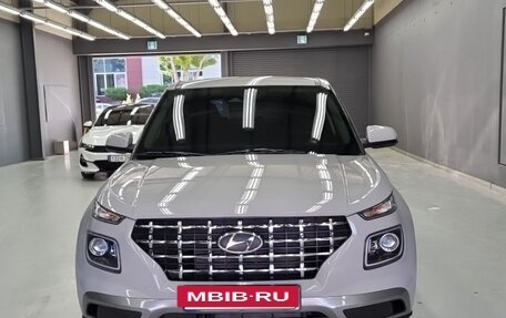 Hyundai Venue I, 2023 год, 1 630 000 рублей, 8 фотография