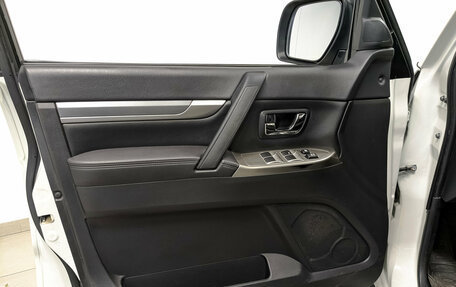 Mitsubishi Pajero IV, 2018 год, 2 950 000 рублей, 19 фотография