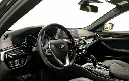 BMW 5 серия, 2020 год, 3 275 000 рублей, 15 фотография