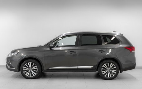 Mitsubishi Outlander III рестайлинг 3, 2020 год, 2 085 000 рублей, 8 фотография