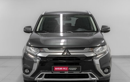 Mitsubishi Outlander III рестайлинг 3, 2020 год, 2 085 000 рублей, 2 фотография
