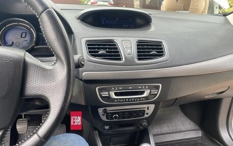 Renault Fluence I, 2013 год, 930 000 рублей, 2 фотография