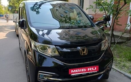 Honda Stepwgn IV, 2015 год, 1 850 000 рублей, 3 фотография