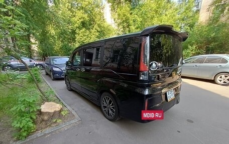 Honda Stepwgn IV, 2015 год, 1 850 000 рублей, 4 фотография