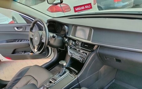 KIA Optima IV, 2018 год, 2 582 000 рублей, 12 фотография
