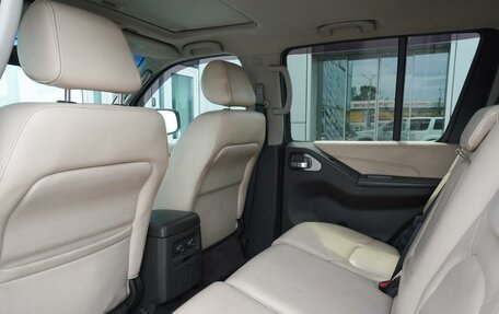 Nissan Pathfinder, 2010 год, 1 575 000 рублей, 16 фотография