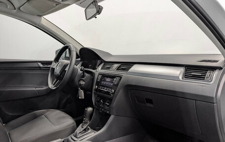 Skoda Rapid I, 2019 год, 1 550 000 рублей, 13 фотография