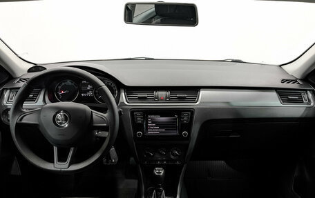 Skoda Rapid I, 2019 год, 1 550 000 рублей, 14 фотография