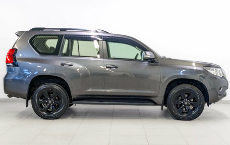 Toyota Land Cruiser Prado 150 рестайлинг 2, 2021 год, 6 770 000 рублей, 4 фотография