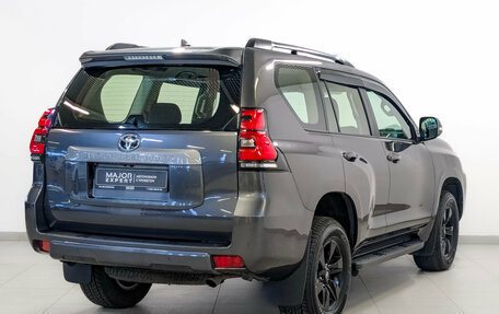 Toyota Land Cruiser Prado 150 рестайлинг 2, 2021 год, 6 770 000 рублей, 5 фотография