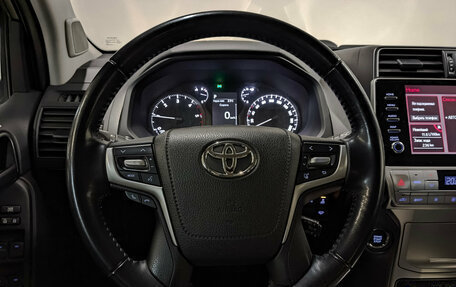 Toyota Land Cruiser Prado 150 рестайлинг 2, 2021 год, 6 770 000 рублей, 21 фотография