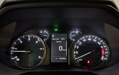 Toyota Land Cruiser Prado 150 рестайлинг 2, 2021 год, 6 770 000 рублей, 16 фотография