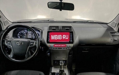 Toyota Land Cruiser Prado 150 рестайлинг 2, 2021 год, 6 770 000 рублей, 14 фотография