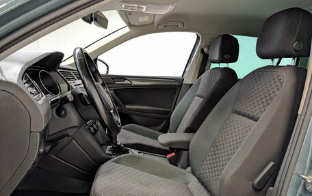 Volkswagen Tiguan II, 2020 год, 2 445 000 рублей, 20 фотография